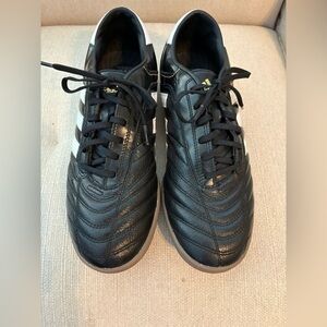 Adidas Men's adiNOVA II in Soccer Shoe,Black/White/Gold.